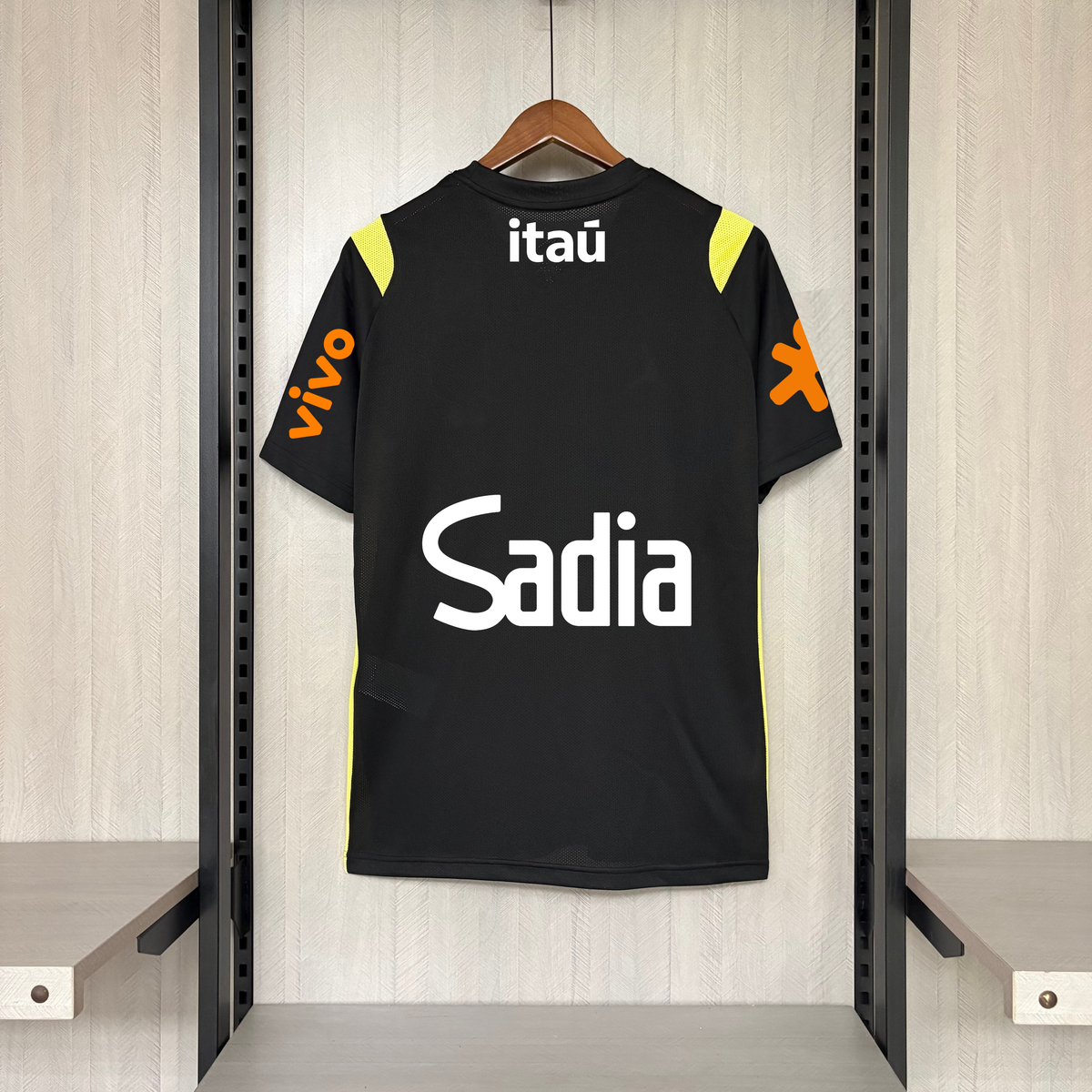 Camisa de Treino Brasil - 2026/27 Versão Torcedor + Patrocínios