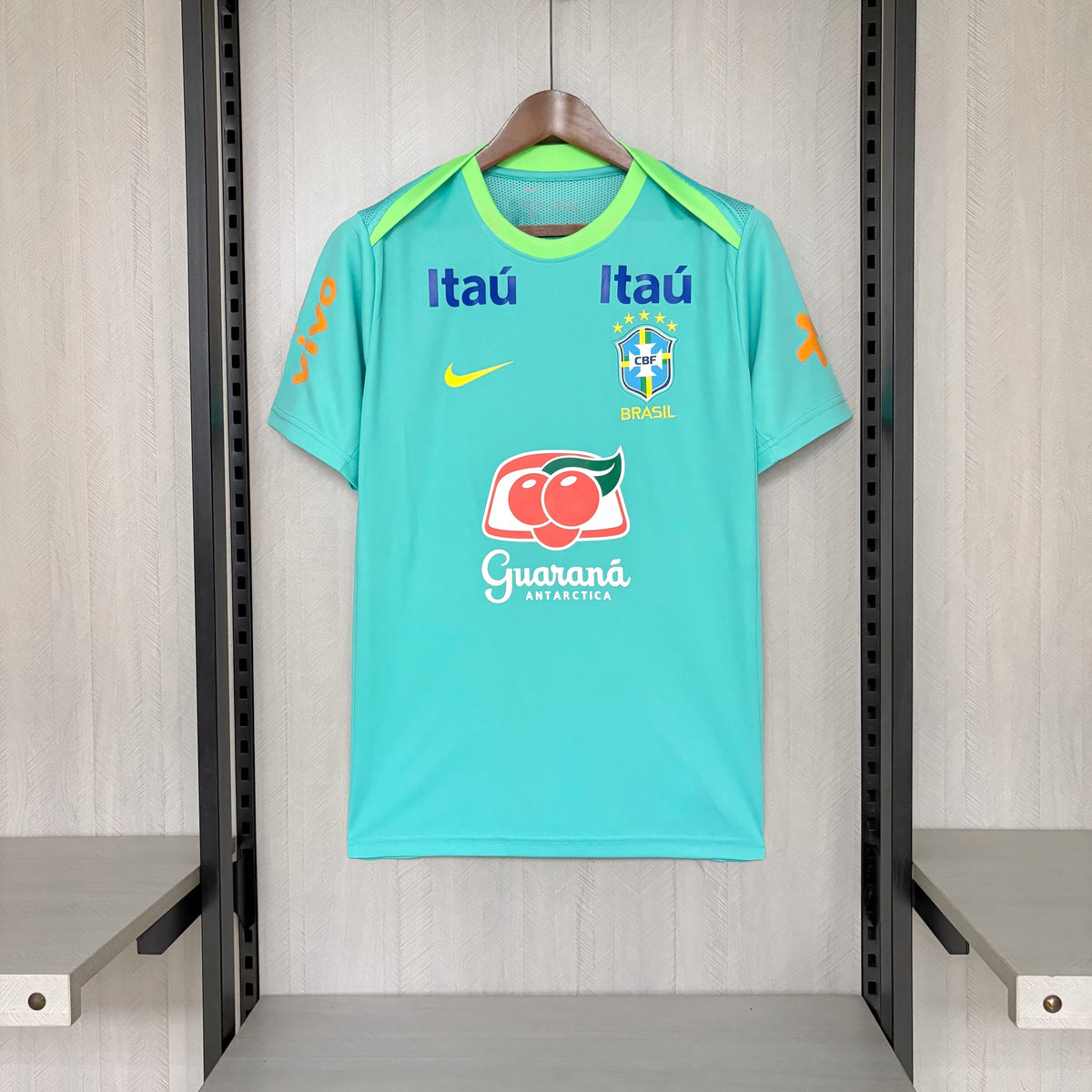 Camisa de Treino Brasil - 2026/27 Versão Torcedor + Patrocínios